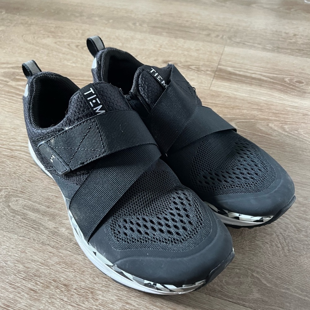 Tiem Spin Shoes size 8